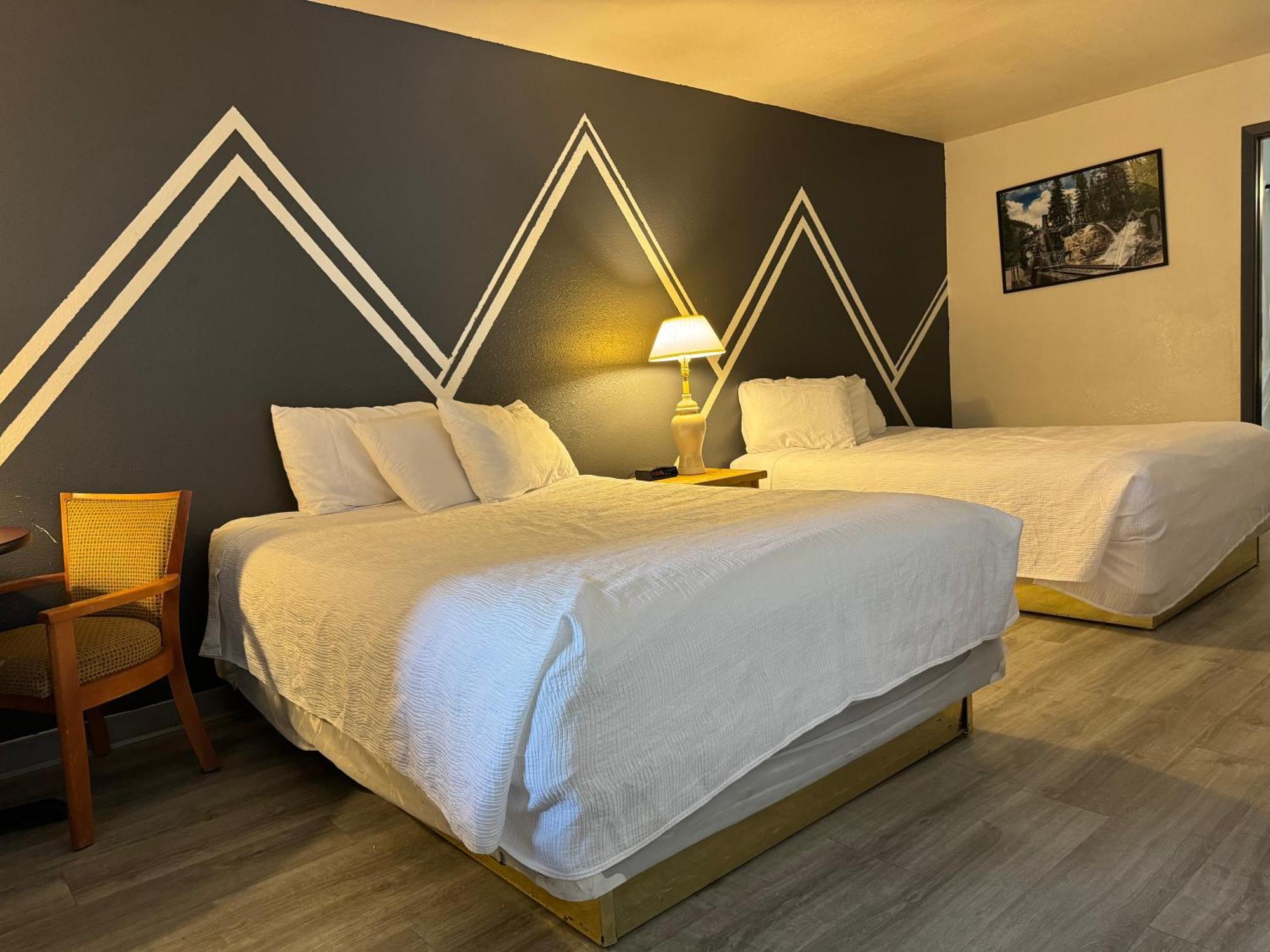 The Junction Hotel And Hostel ドゥランゴ エクステリア 写真