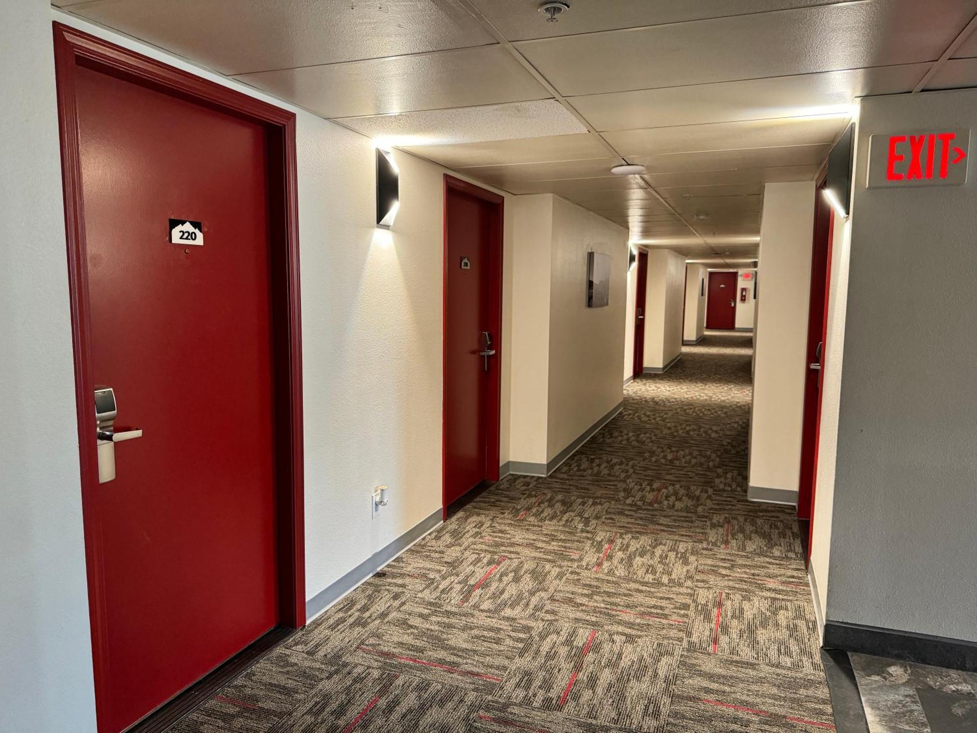 The Junction Hotel And Hostel ドゥランゴ エクステリア 写真